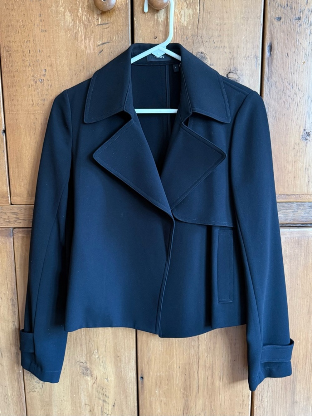 Theory Menefer Cropped Trench Jacket, Black Crepe, S